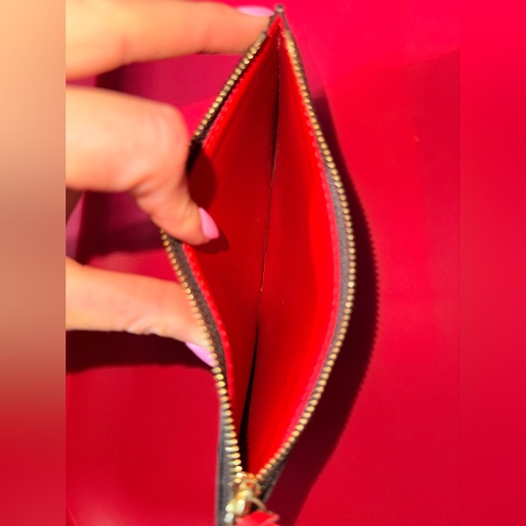 Wallet - Picture 3 of 5